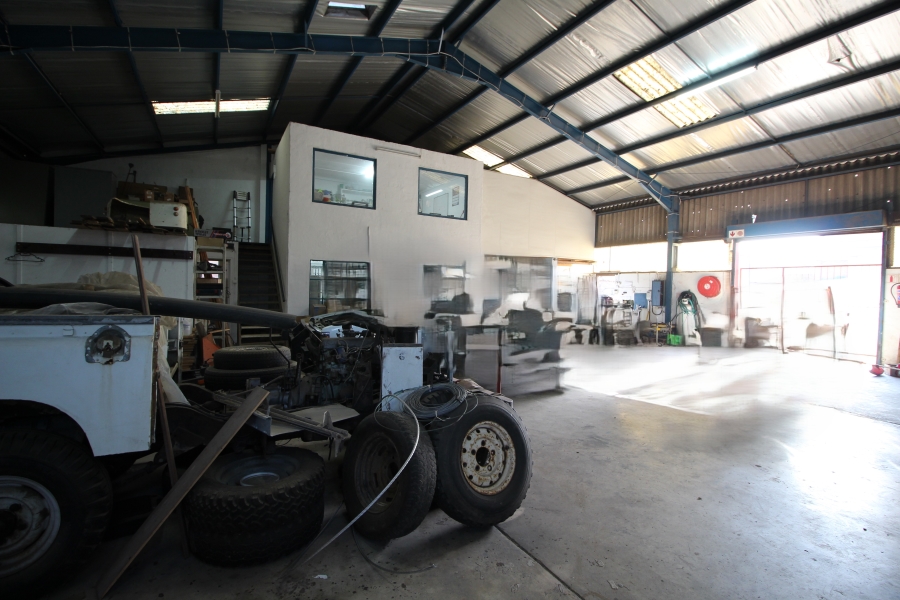 Commercial Property for Sale in Braelyn Eastern Cape